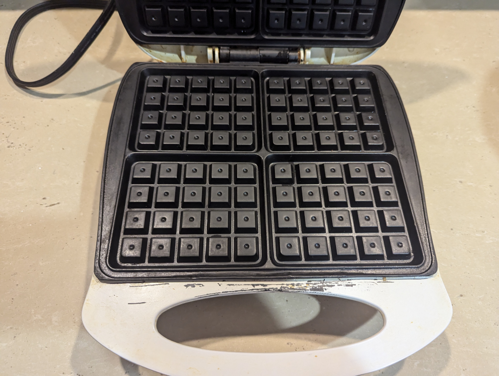 Kenmore Waffle Maker - photo 2