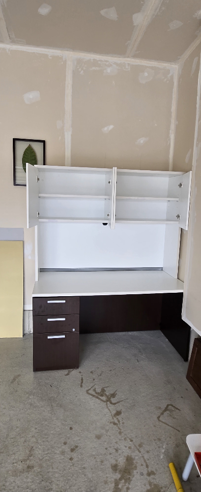 Office Desk with Hutch - photo 3