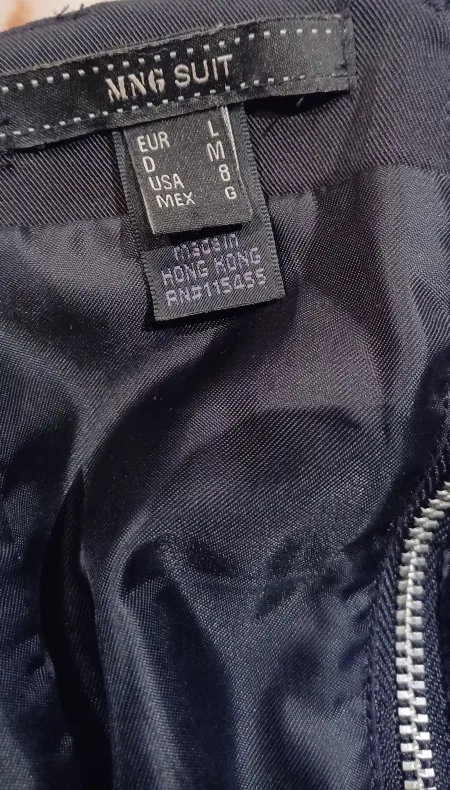 Excellent Condition Black Strapless Dress - Size L image indicator(4)