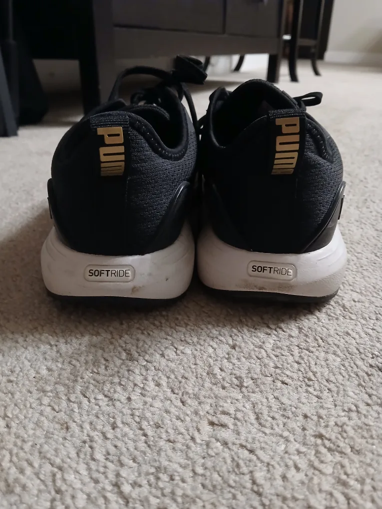 PUMA black and gold shoes, size 9 image indicator(6)