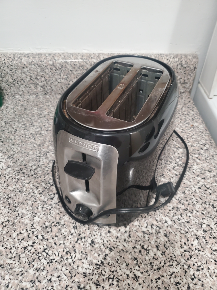 Black and Decker Toaster - photo 2