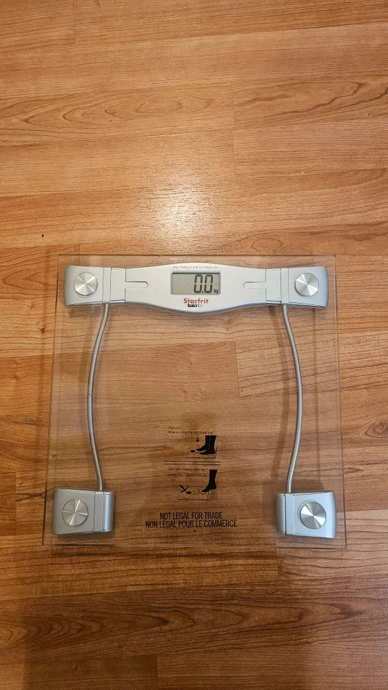 Bathroom scale Digital scale thumbnail