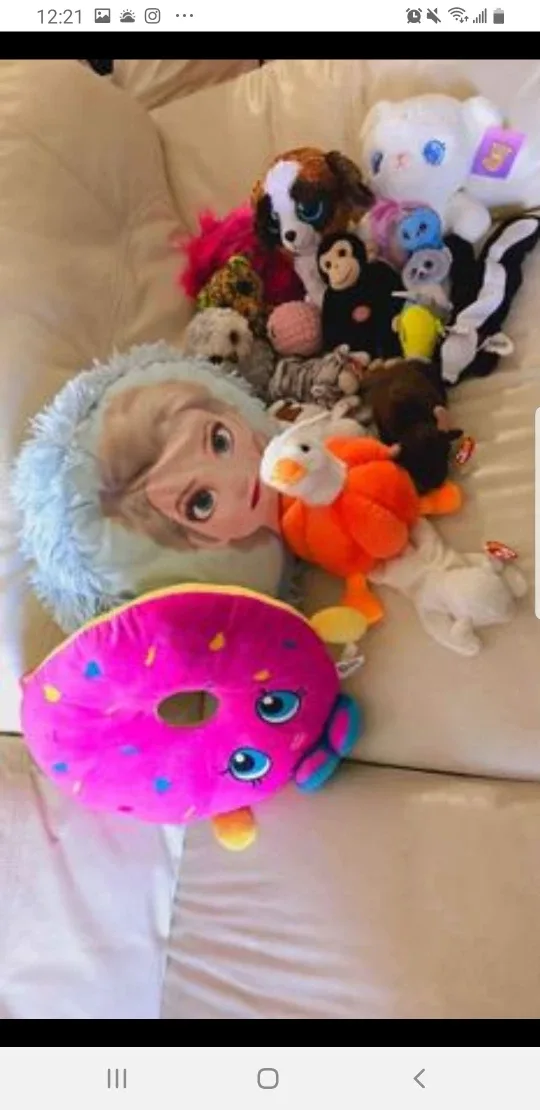 Bundle of stuffed toys🧡 image indicator(2)