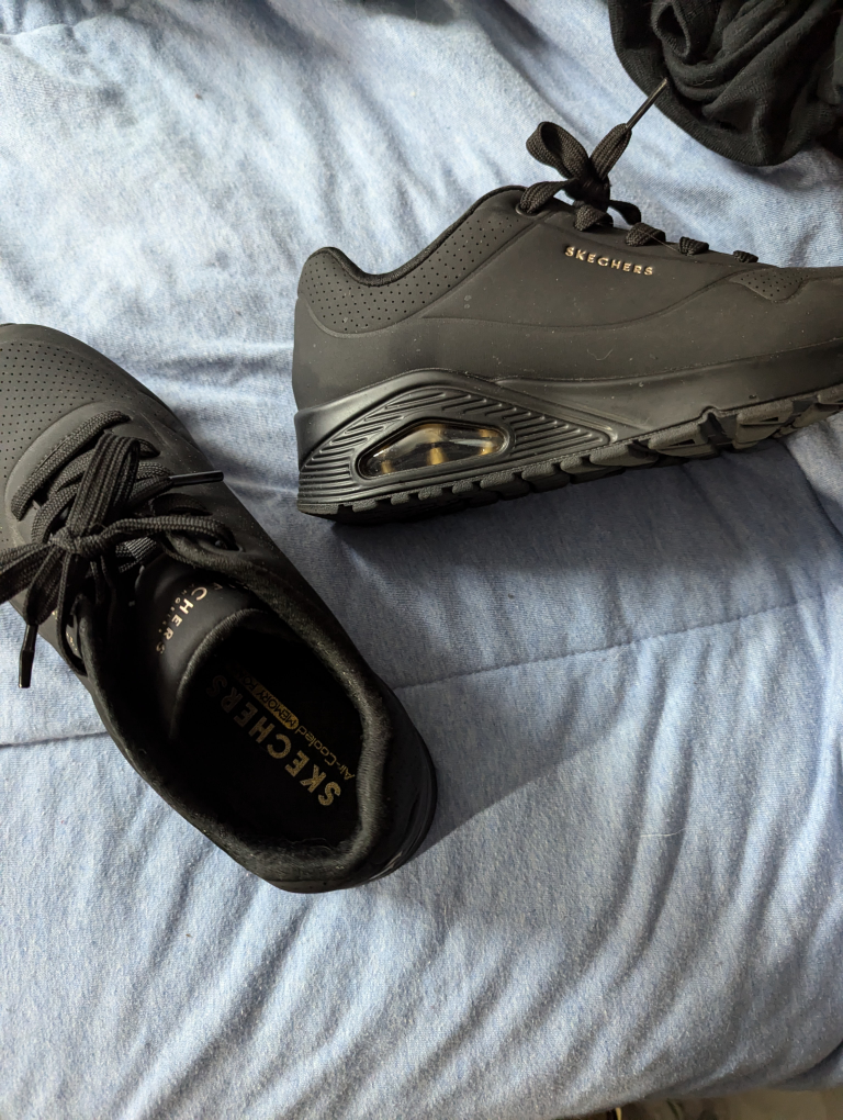 sketchers size 6.5