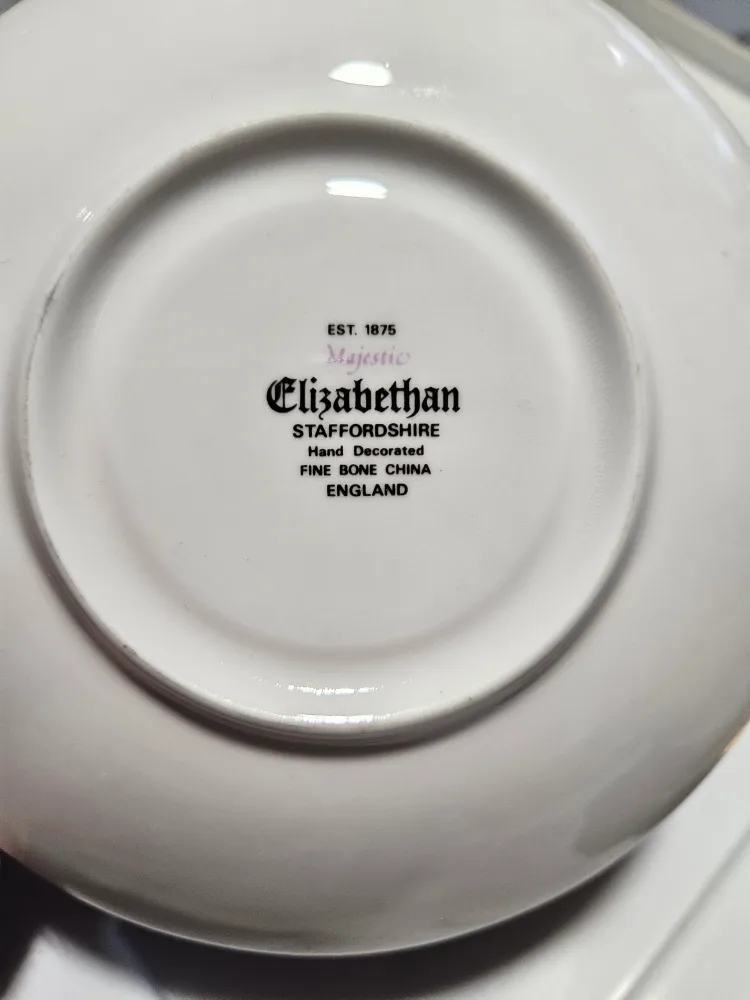 Vintage Elizabethan Teacups and Saucers image indicator(4)