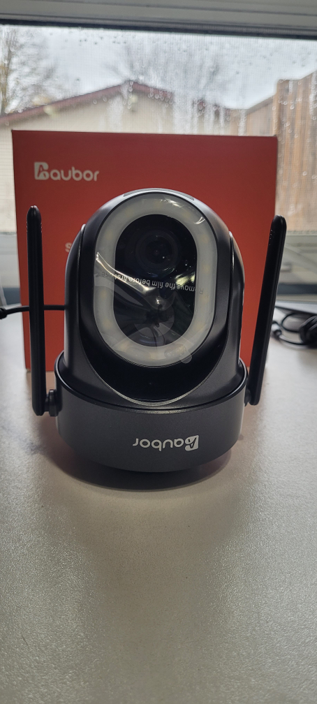 Aubor Solar Wireless Security Camera - photo 2