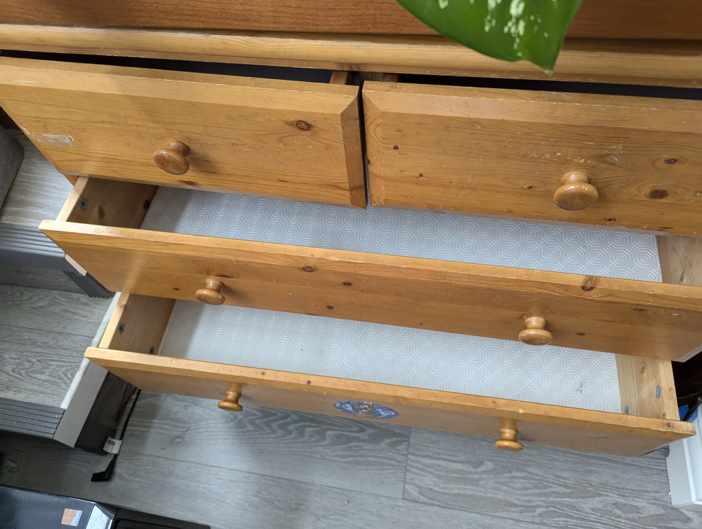 Wooden Chest of Drawers - photo 2