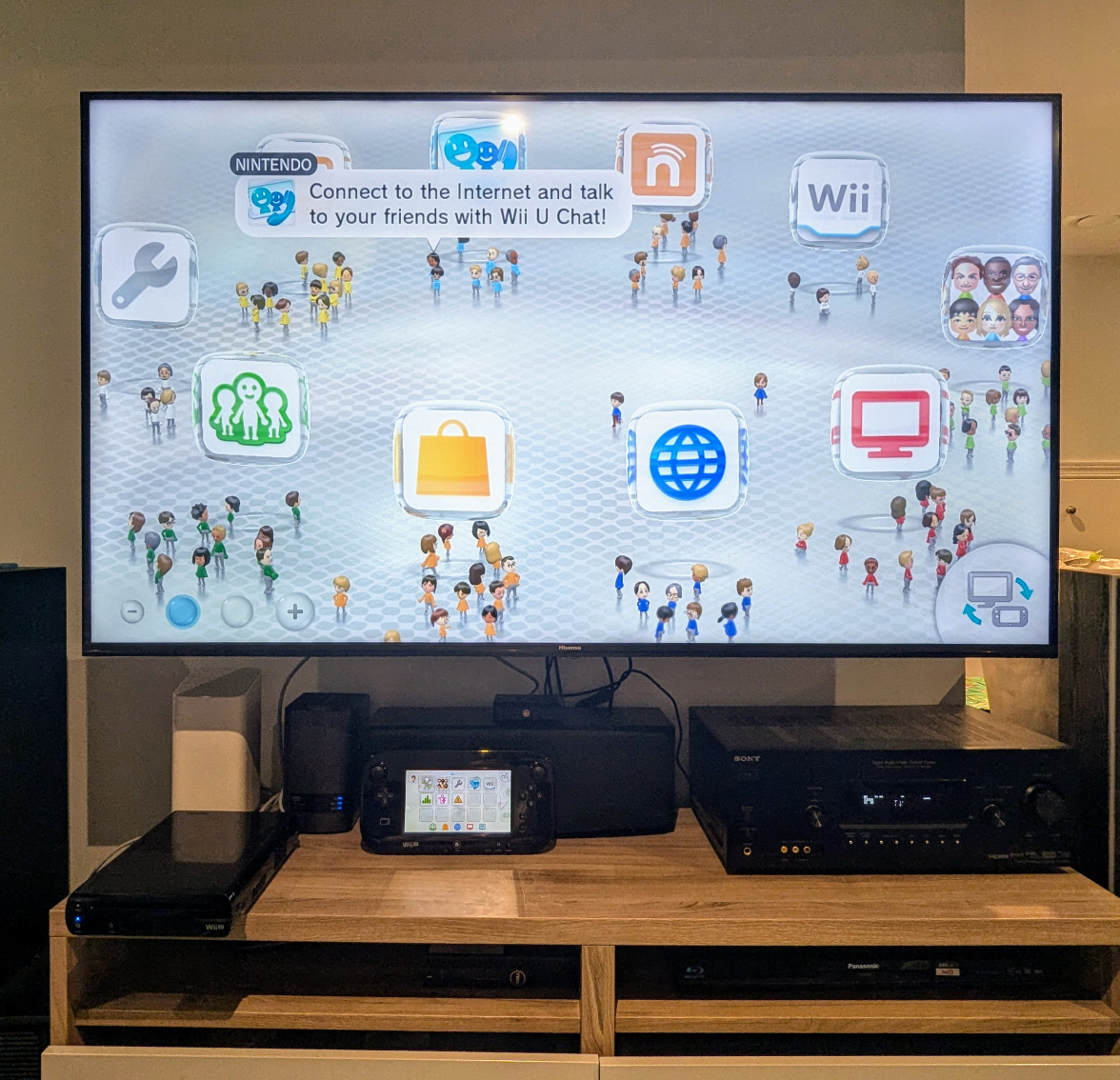 Nintendo WiiU 32GB Console & Gamepad Bundle - Black - photo 2