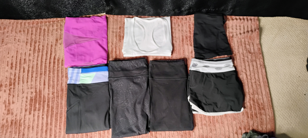Lululemon Bundle (Size 8) OPEN TO OFFERS