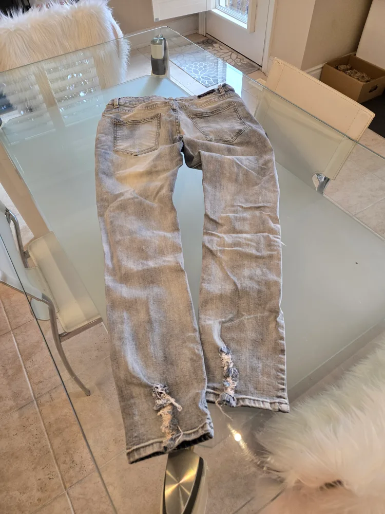 Distressed Denim Jeans image indicator(2)