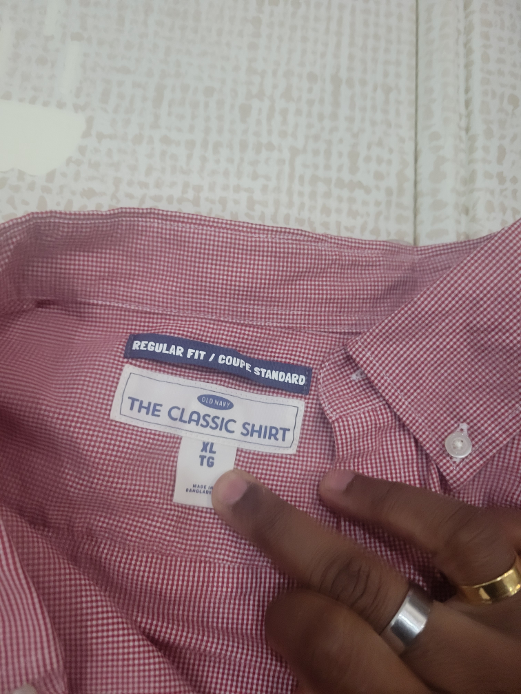 Old Navy Men's Long Sleeve Button Down Shirt - photo 2