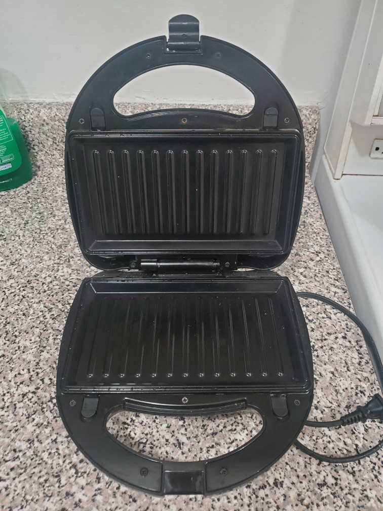 Black+Decker Electric Sandwich Maker - photo 2