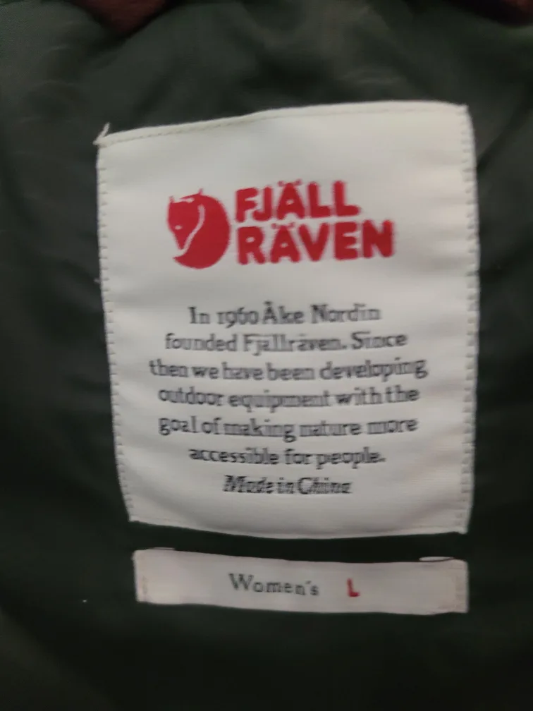 Fjällräven Women's Winter Jacket image indicator(4)