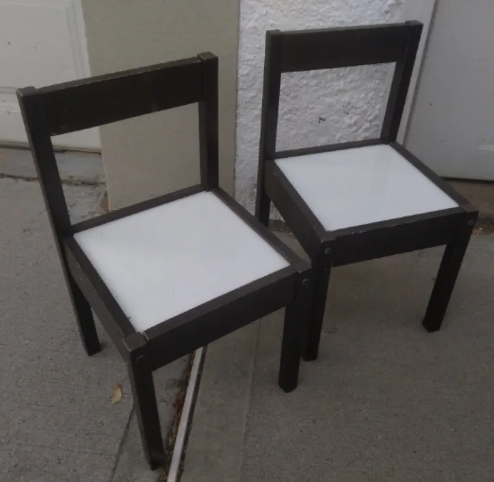 Set of Two Wooden Kids Chairs image indicator(2)