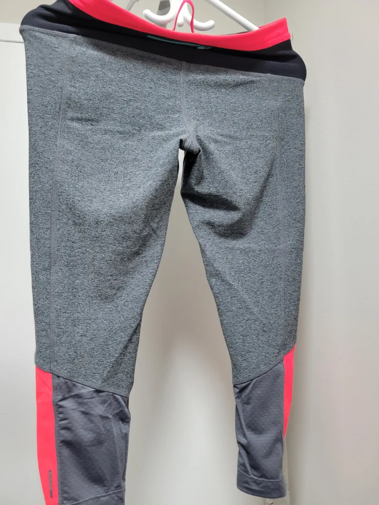 WONDERTIA Grey and Pink Leggings image indicator(2)