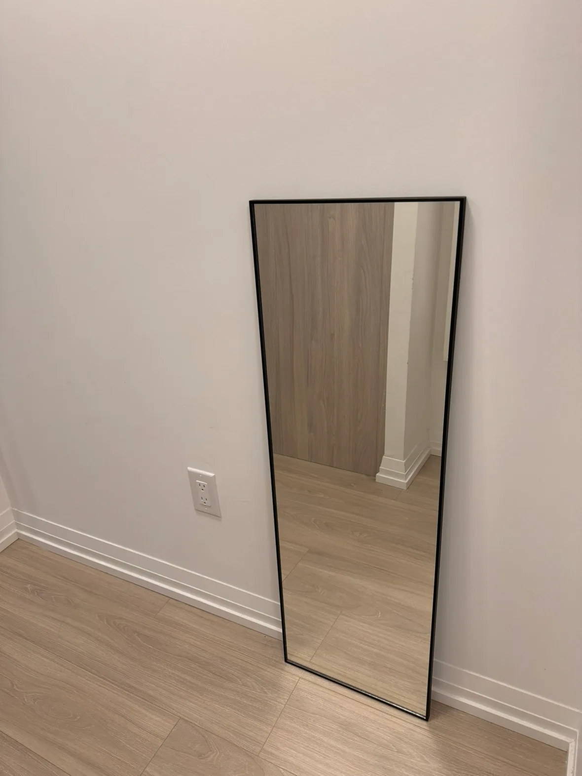 Black Framed Mirror thumbnail