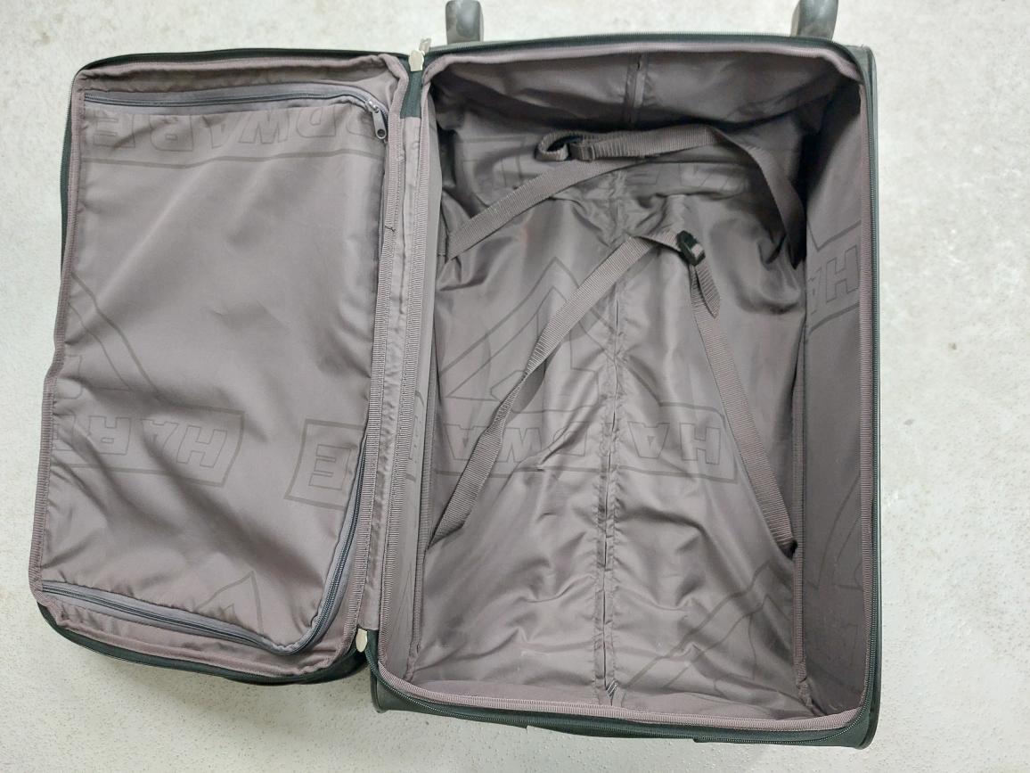 Hardside Rolling Suitcase - photo 4