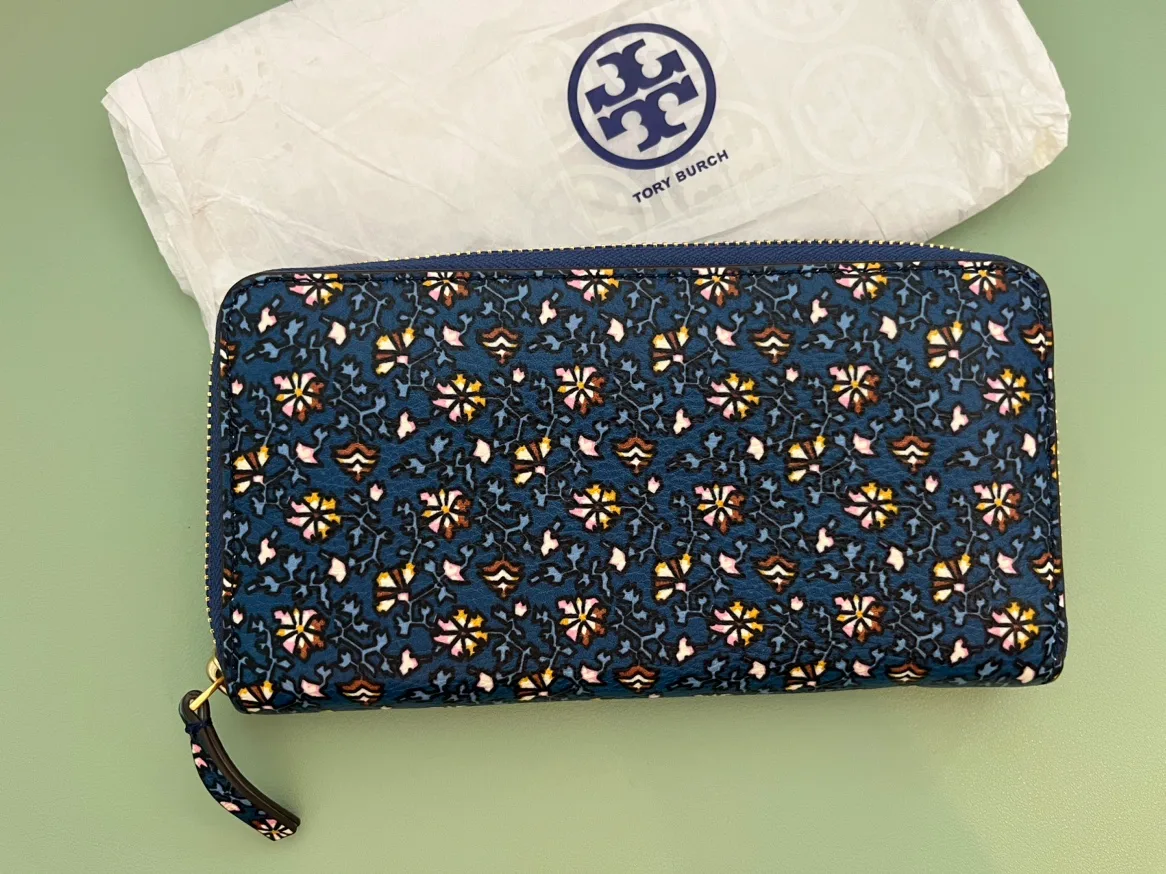 Tory Burch continental wallet (NEW) image indicator(2)