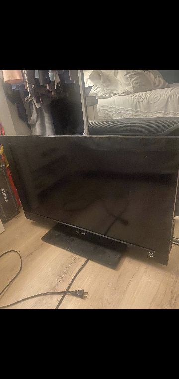 Sony LCD TV 32 inch with HDMI