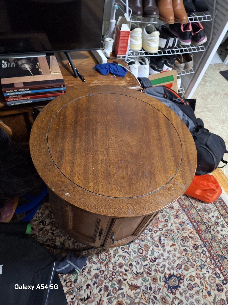 vintage round coffee table - photo 3