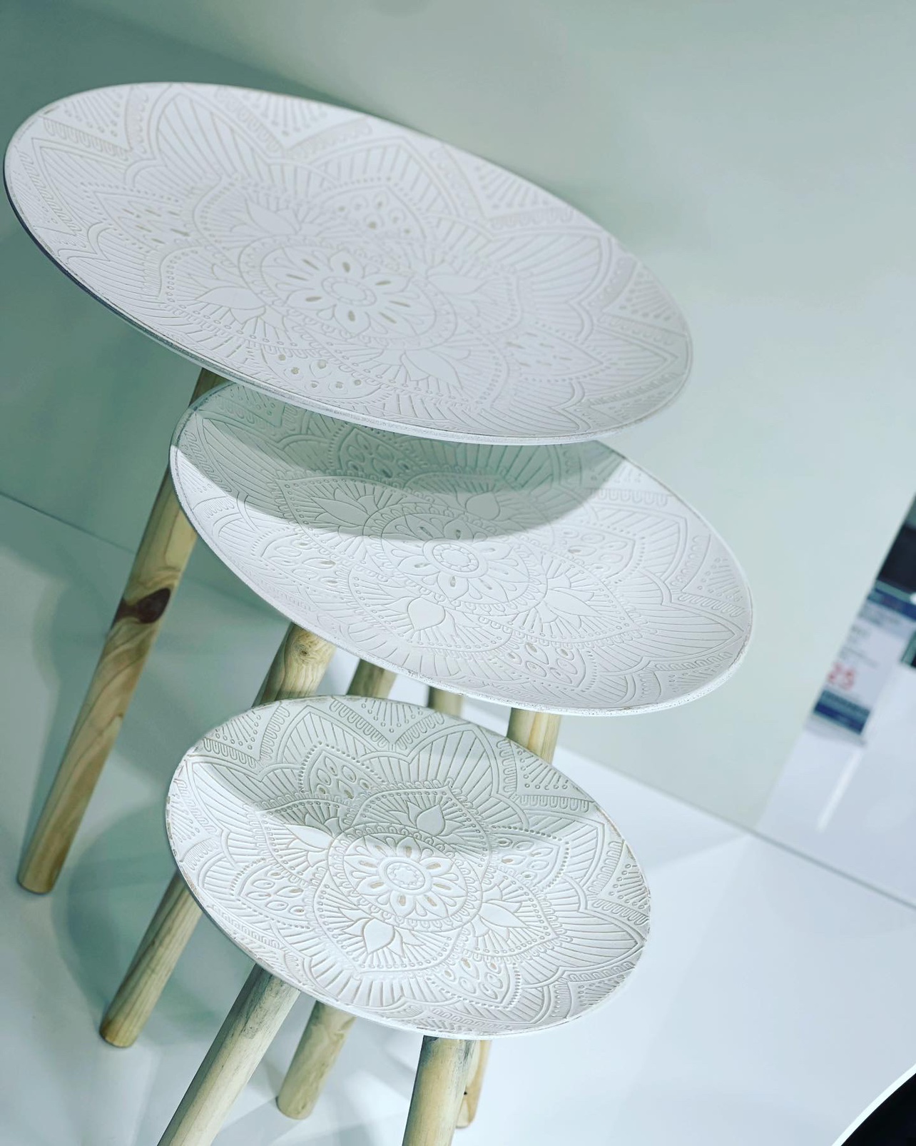Set of 3 White Nesting Tables