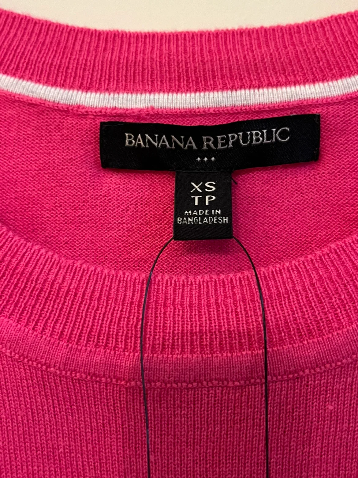 Banana republic sweater (new) image indicator(3)