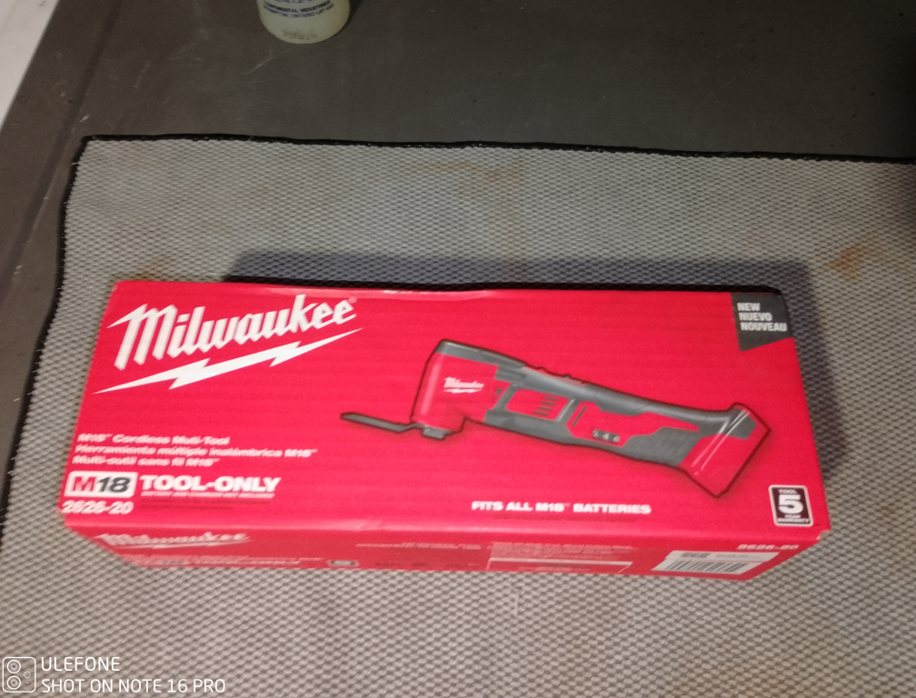 Milwaukee M18 Cordless Multi-Tool