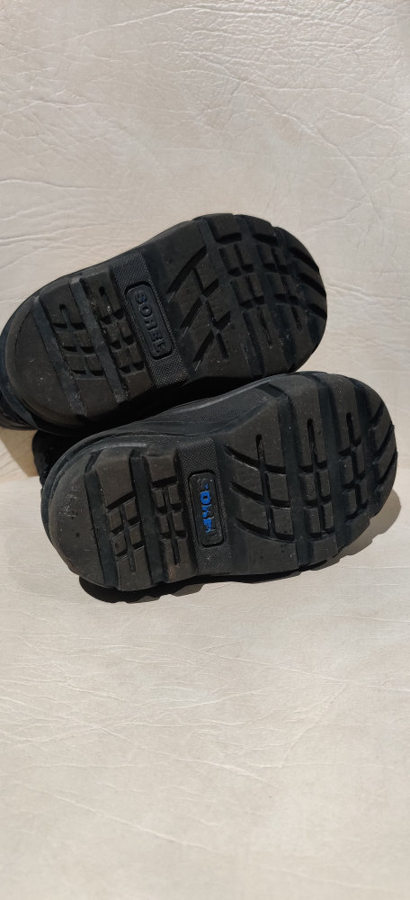 Sorel Toddler Winter Boots Size 6 - photo 4