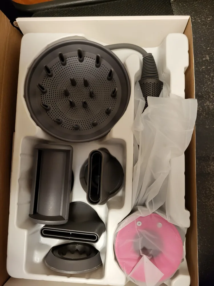 Super Hair Dryer with Attachments image indicator(2)