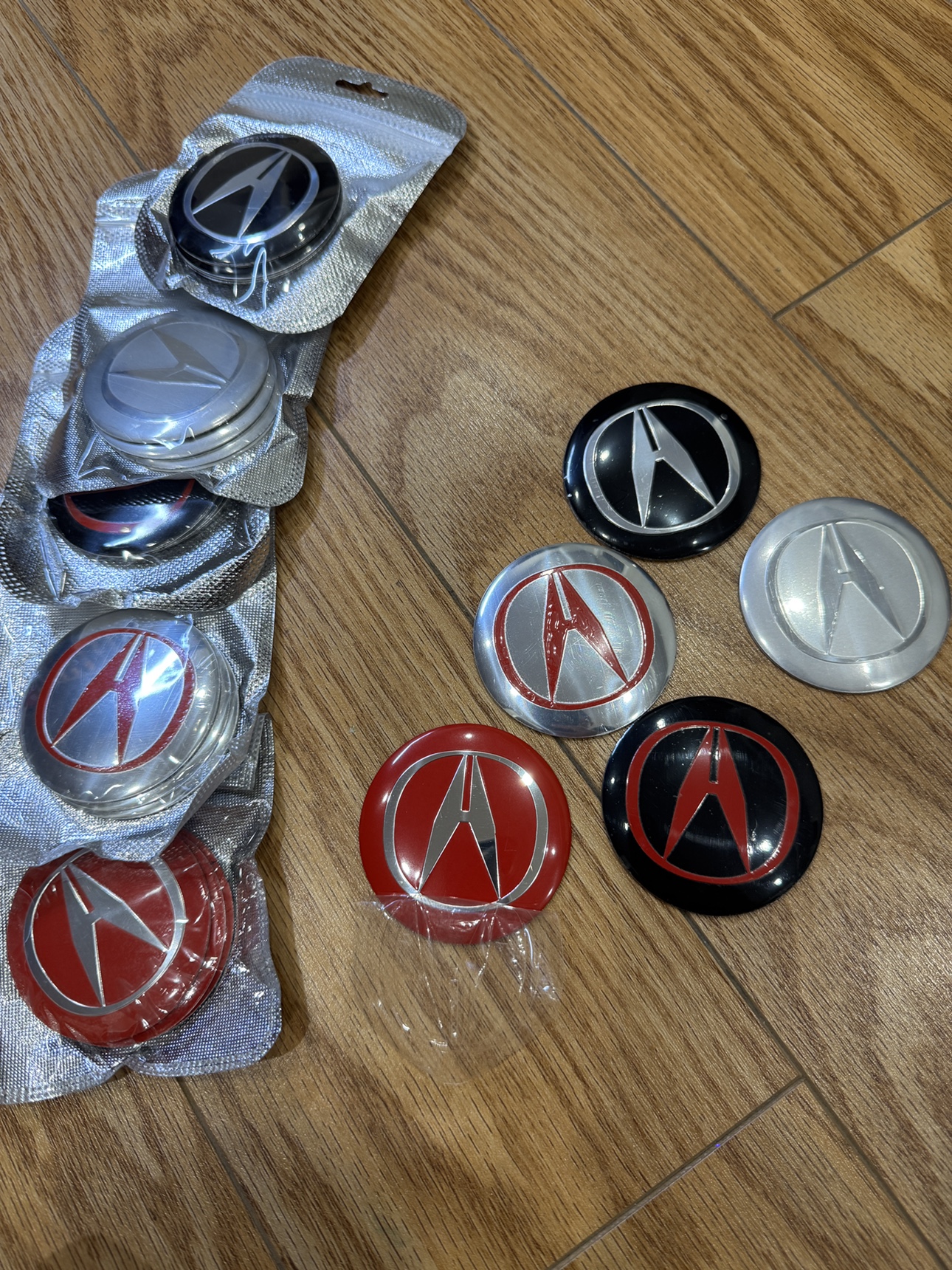 Wheel center cap stickers