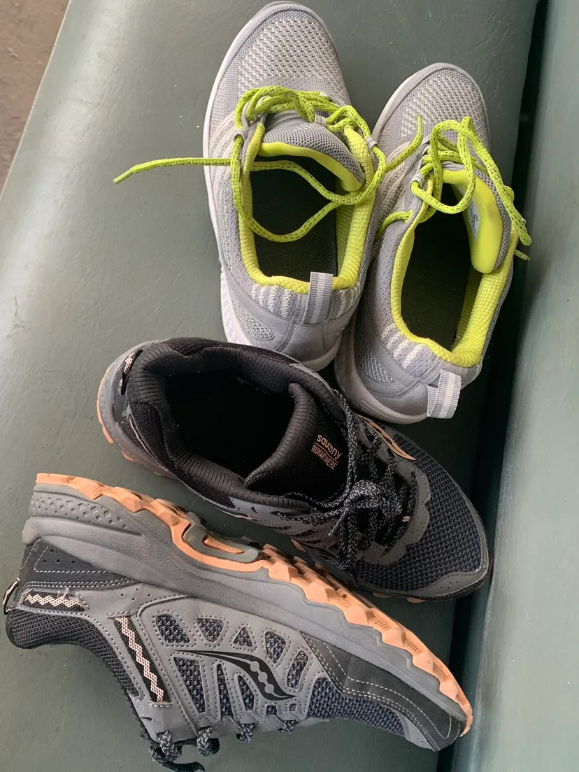 Saucony ladies running Shoe New size 10 & 9 image indicator(4)