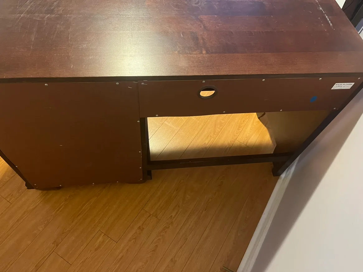 Desk with Hutch image indicator(5)