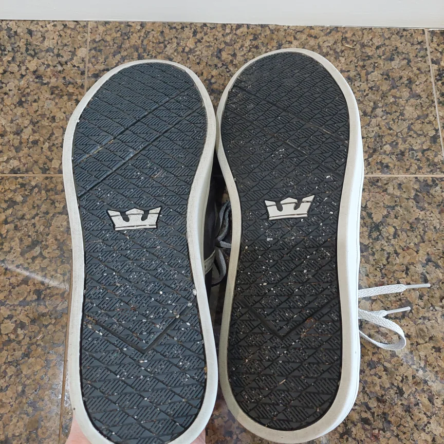 Men's Supra low top skate shoes size 9 US image indicator(6)