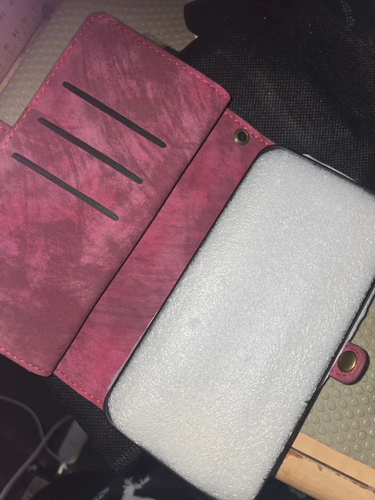 Samsung 24 wallet phone case image indicator(4)