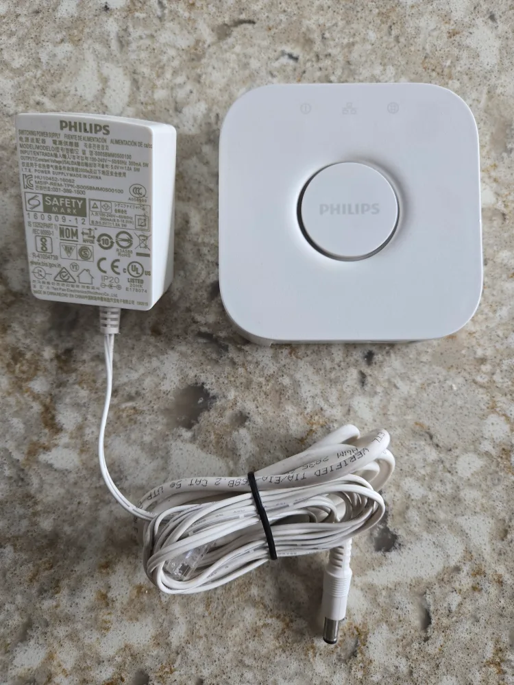 Philips Hue Bridge 2.1 thumbnail
