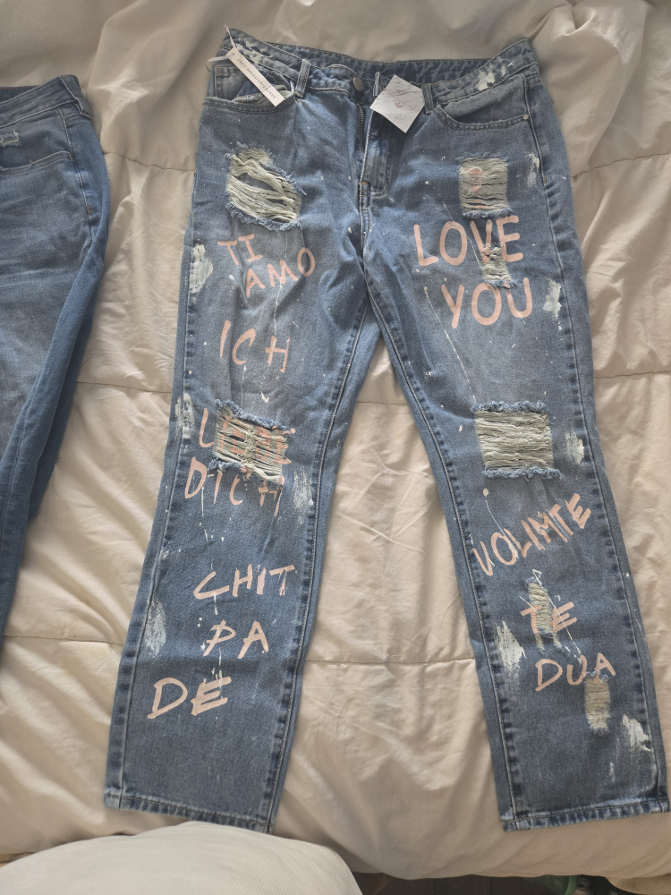 graffiti boyfriend jeans