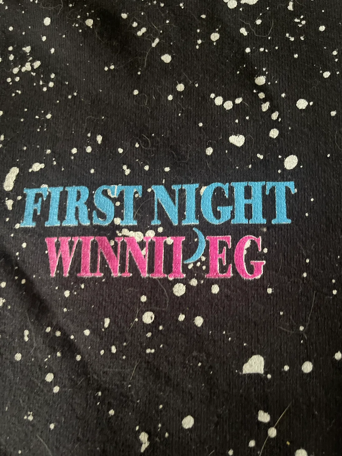 First Night Winnipeg Sweat-Shirt $12 OBO image indicator(5)