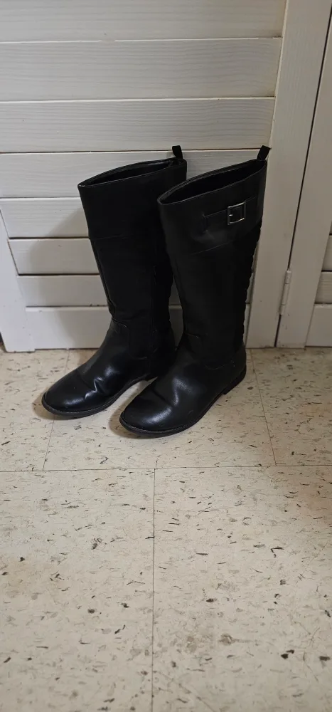 Black Knee-High Boots  size 2 image indicator(2)