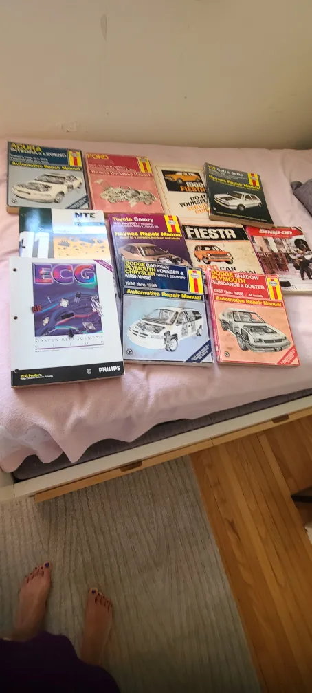 Lot of Haynes Repair Manuals"🧡" image indicator(3)