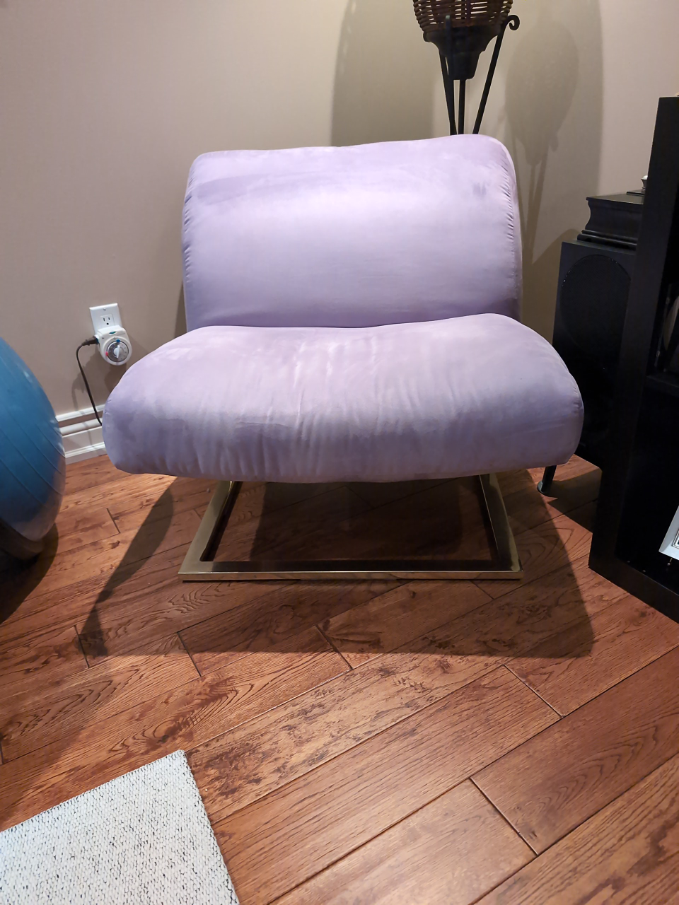 Pretty lavender chair $25 - photo 2