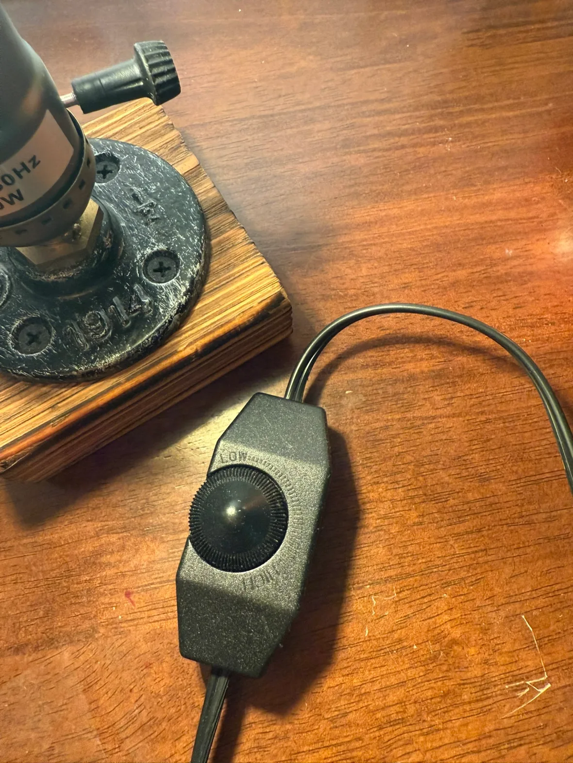 Industrial Pipe Lamp with Dimmer Switch (including a bulb) image indicator(5)