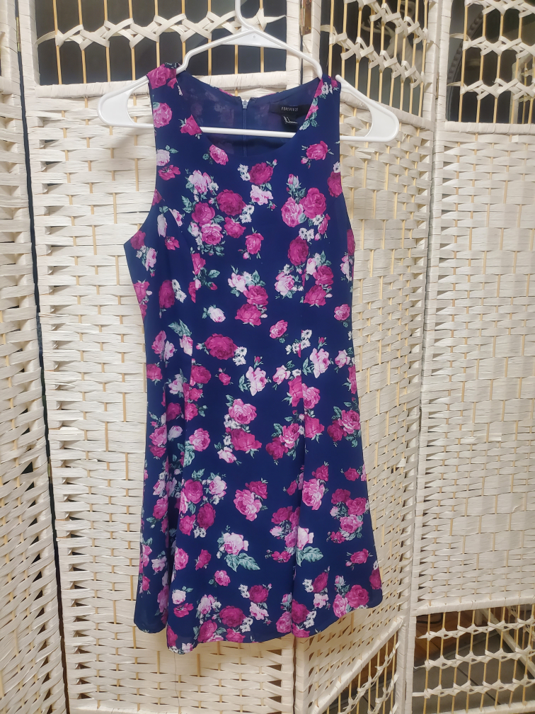 5 dresses for $35 - photo 2