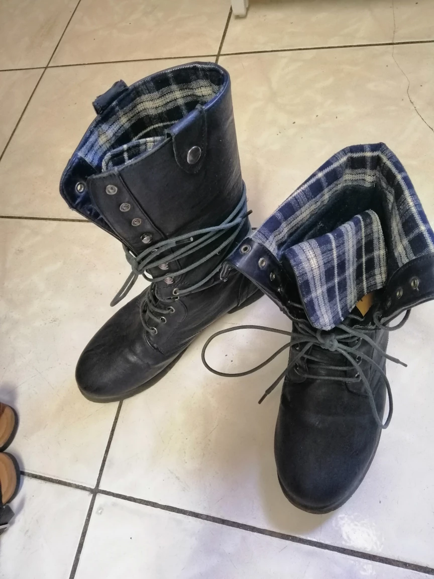 Dark blue Combat Boots with Plaid Lining size 39 - photo 2