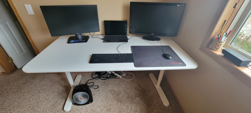 White IKEA Desk - photo 3