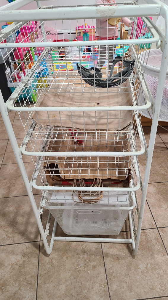 Trolly with 5 pull drawers