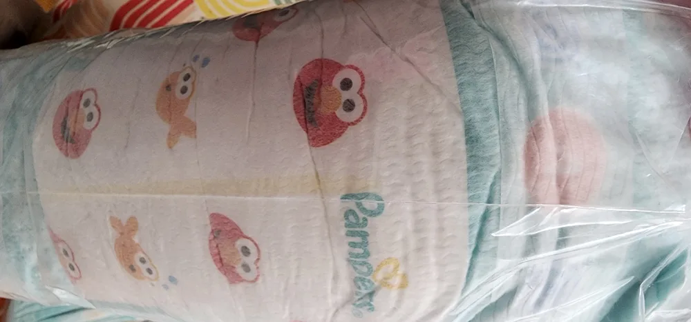 Pampers Diapers Size 4 image indicator(2)