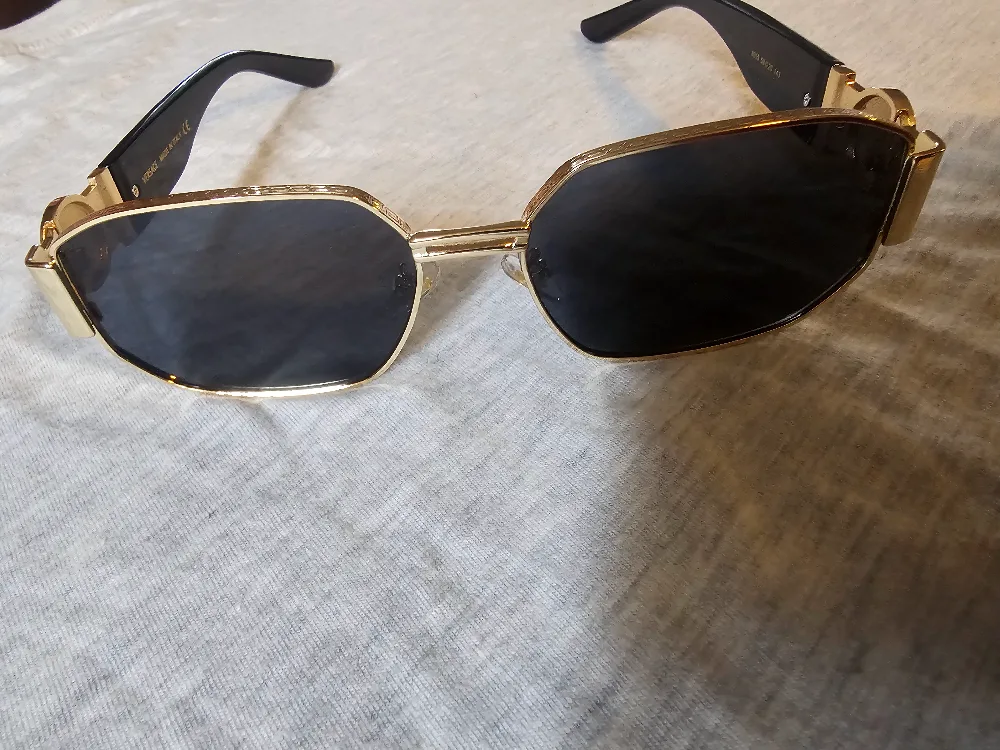 Versace Sunglasses image indicator(3)