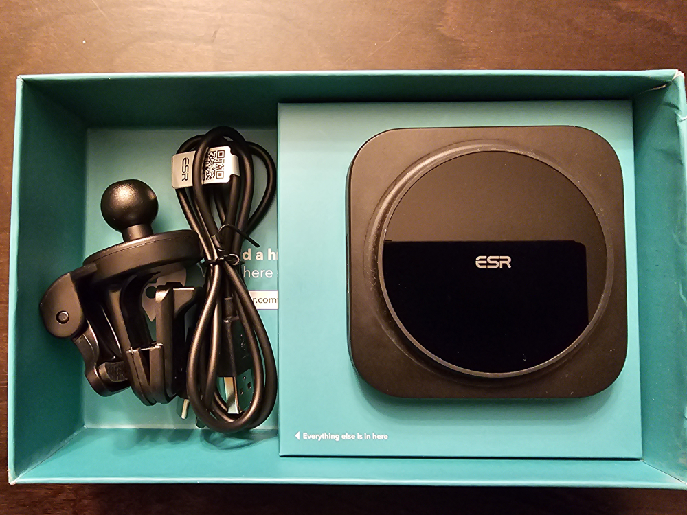 ESR HaloLock Magnetic Wireless Car Charger - photo 2