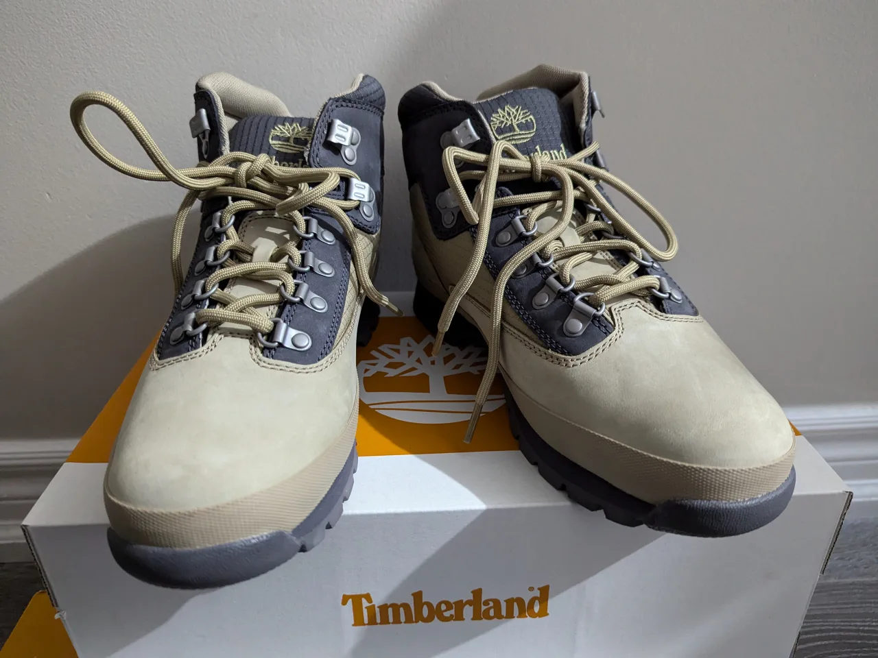 Timberland Hiker Boots (Men 10 and 12) image indicator(3)