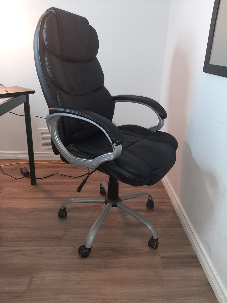 Black Office Chair - photo 2